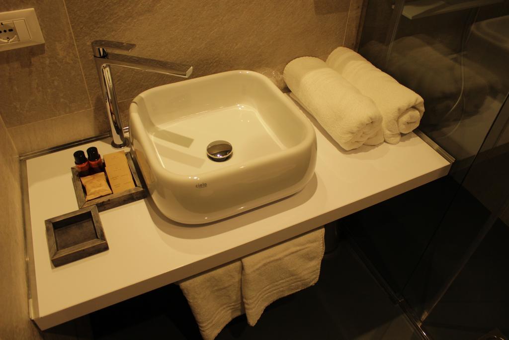 Residenza Monfy Hotel Róma Szoba fotó